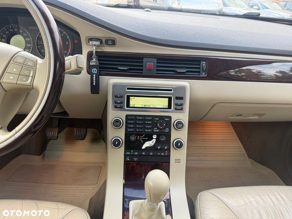 Volvo V70 - 28