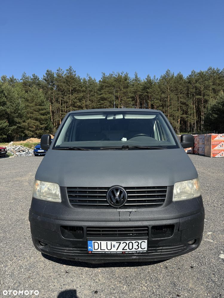 Volkswagen Transporter - 2
