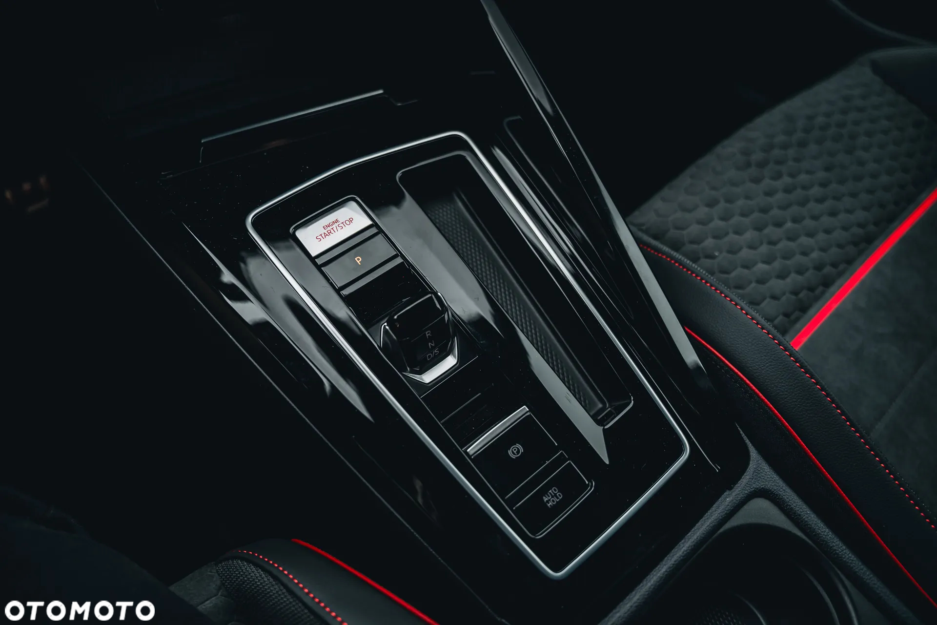 Volkswagen Golf VIII 2.0 TSI GTI Clubsport DSG - 25