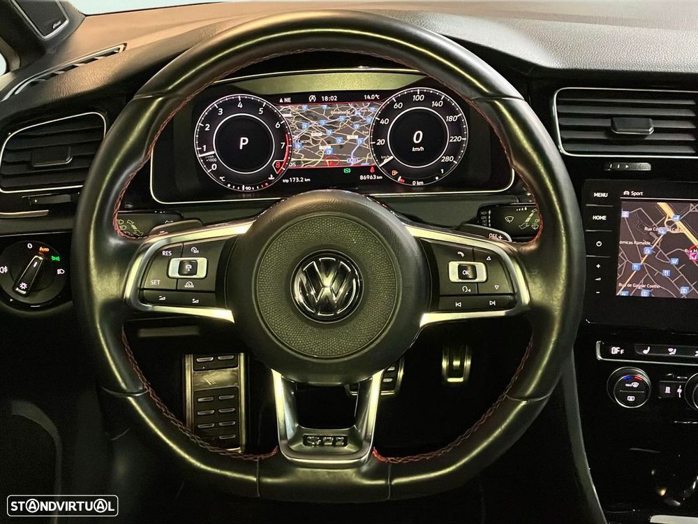 VW Golf 2.0 TSI GTI DSG Performance - 11