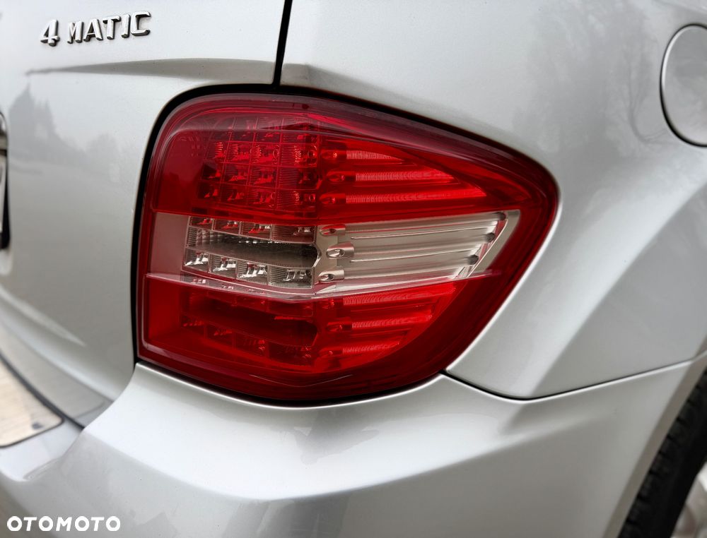 Mercedes-Benz ML - 17