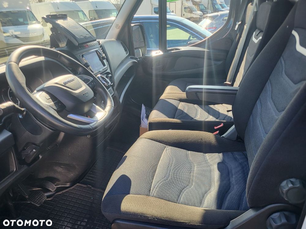 Iveco 35S16A8V 16m3 - 19