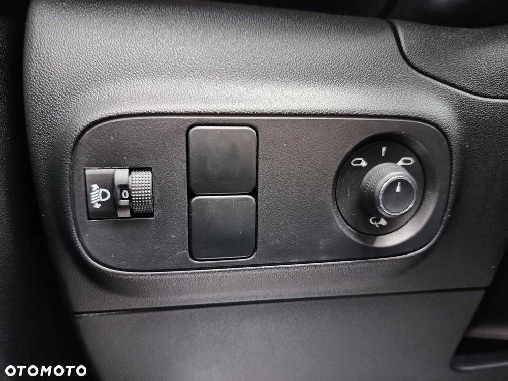 Citroën C3 1.2 PureTech Max EAT6 - 22
