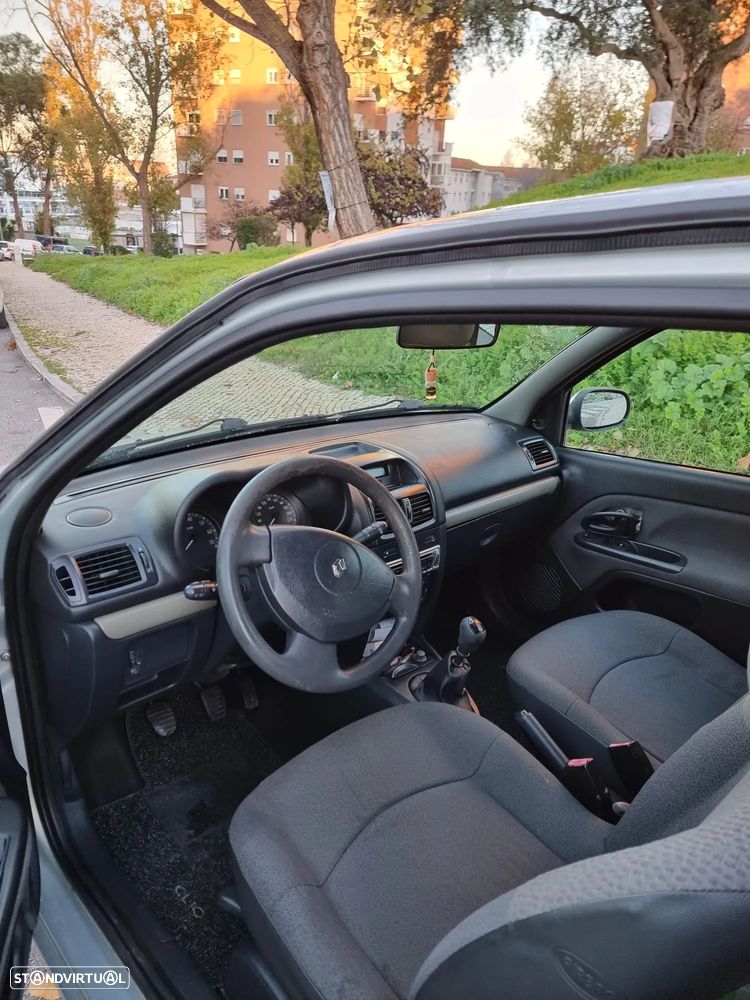 Renault Clio 1.5 dCi Confort - 7