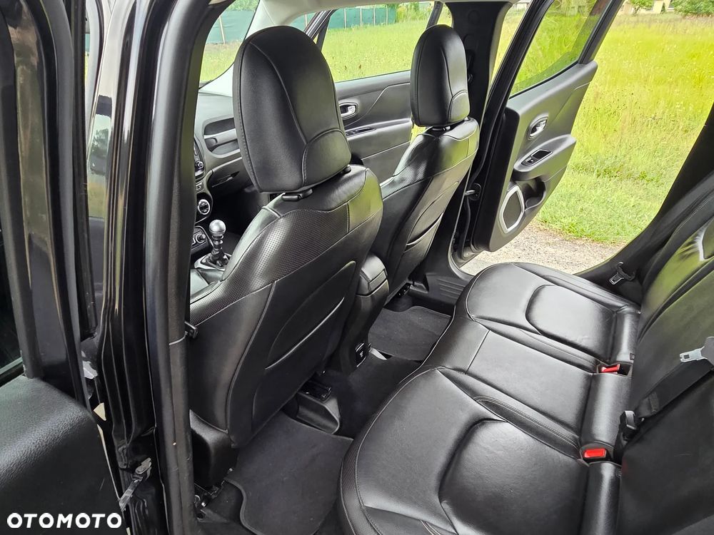 Jeep Renegade 1.4 MultiAir Limited FWD S&S - 26