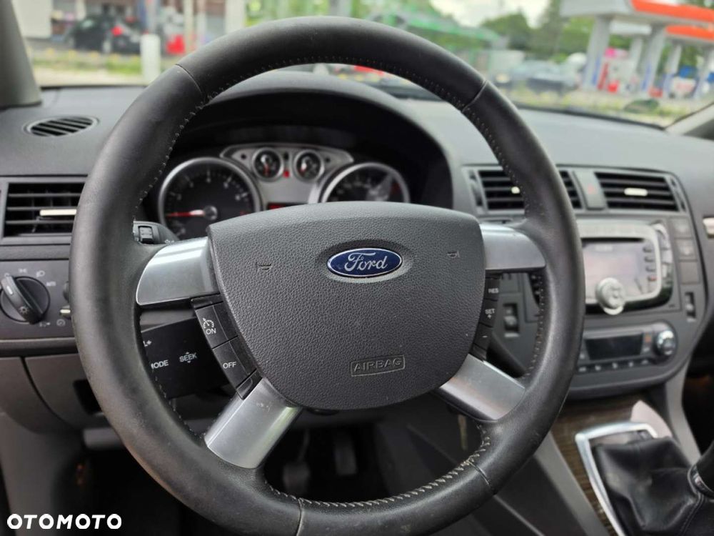 Ford C-MAX - 21