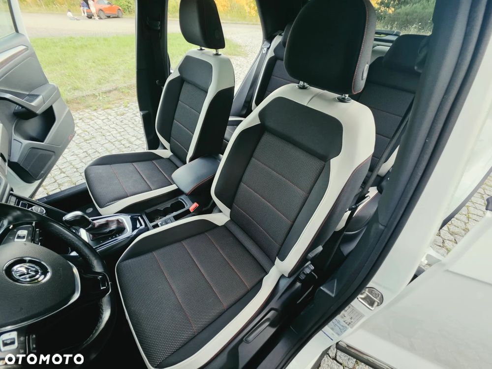 Volkswagen T-Roc 1.5 TSI ACT OPF DSG IQ.DRIVE - 32