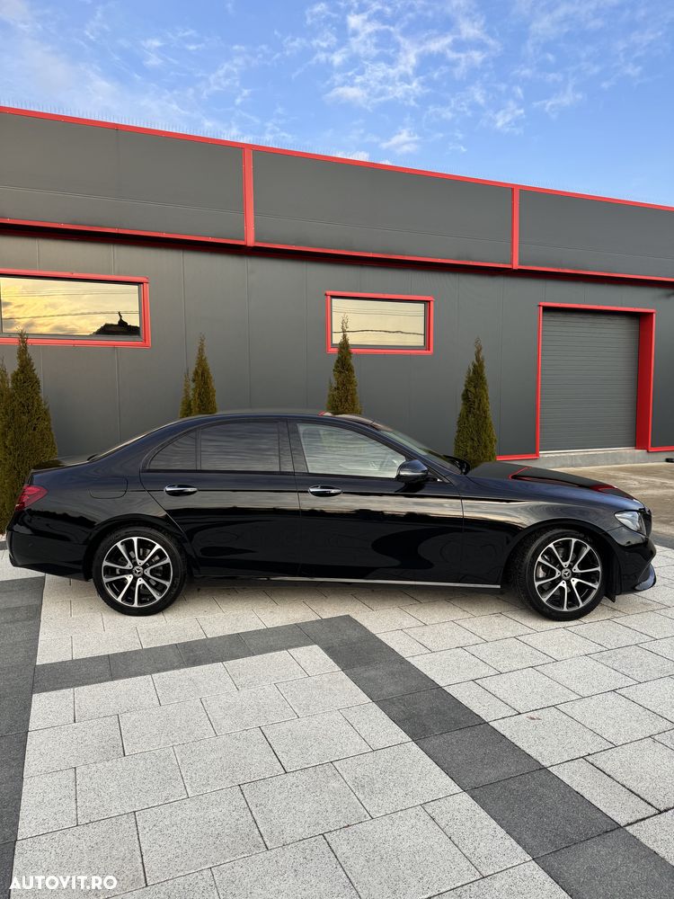 Mercedes-Benz E 220 d Aut. - 2