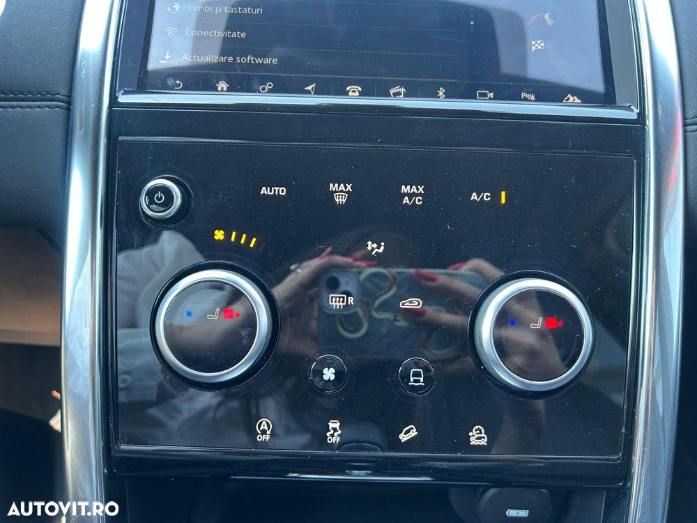 Land Rover Discovery Sport 2.0 D165 MHEV - 22