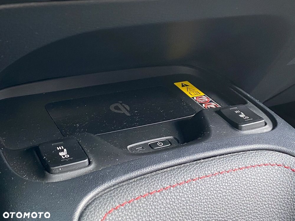 Toyota Corolla 1.8 Hybrid GR Sport Dynamic - 22