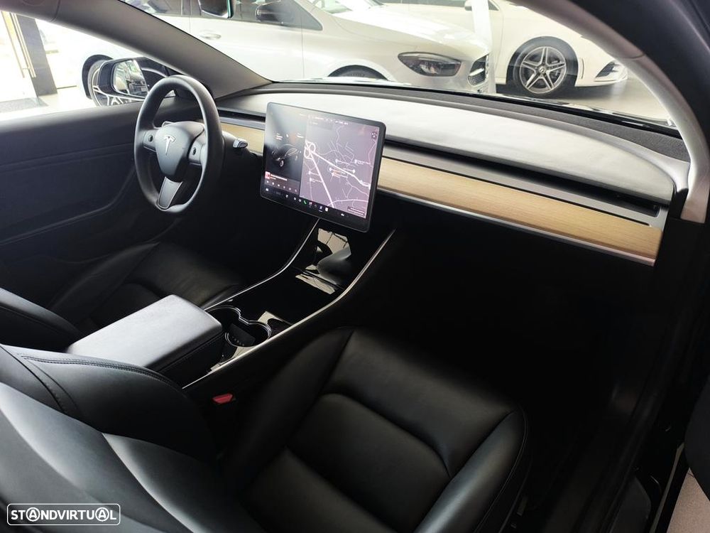 Tesla Model 3 - 22
