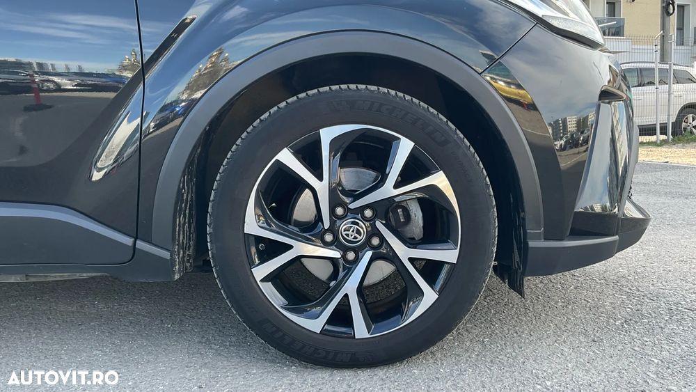 Toyota C-HR 1.8 HSD 4x2 CVT C-ult - 9