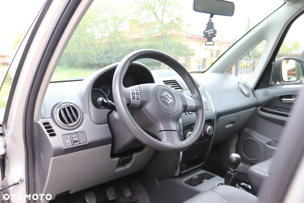 Suzuki SX4 1.6 VVT 4x4 Limited - 35