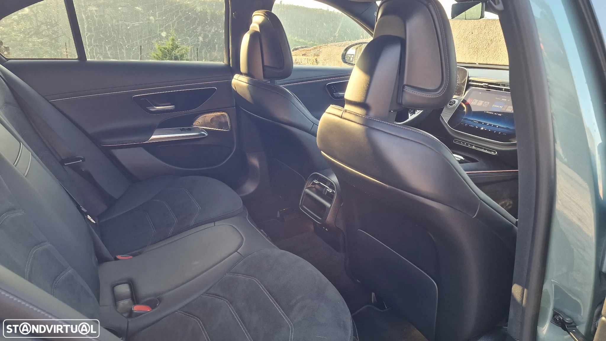 Mercedes-Benz E 300 - 6