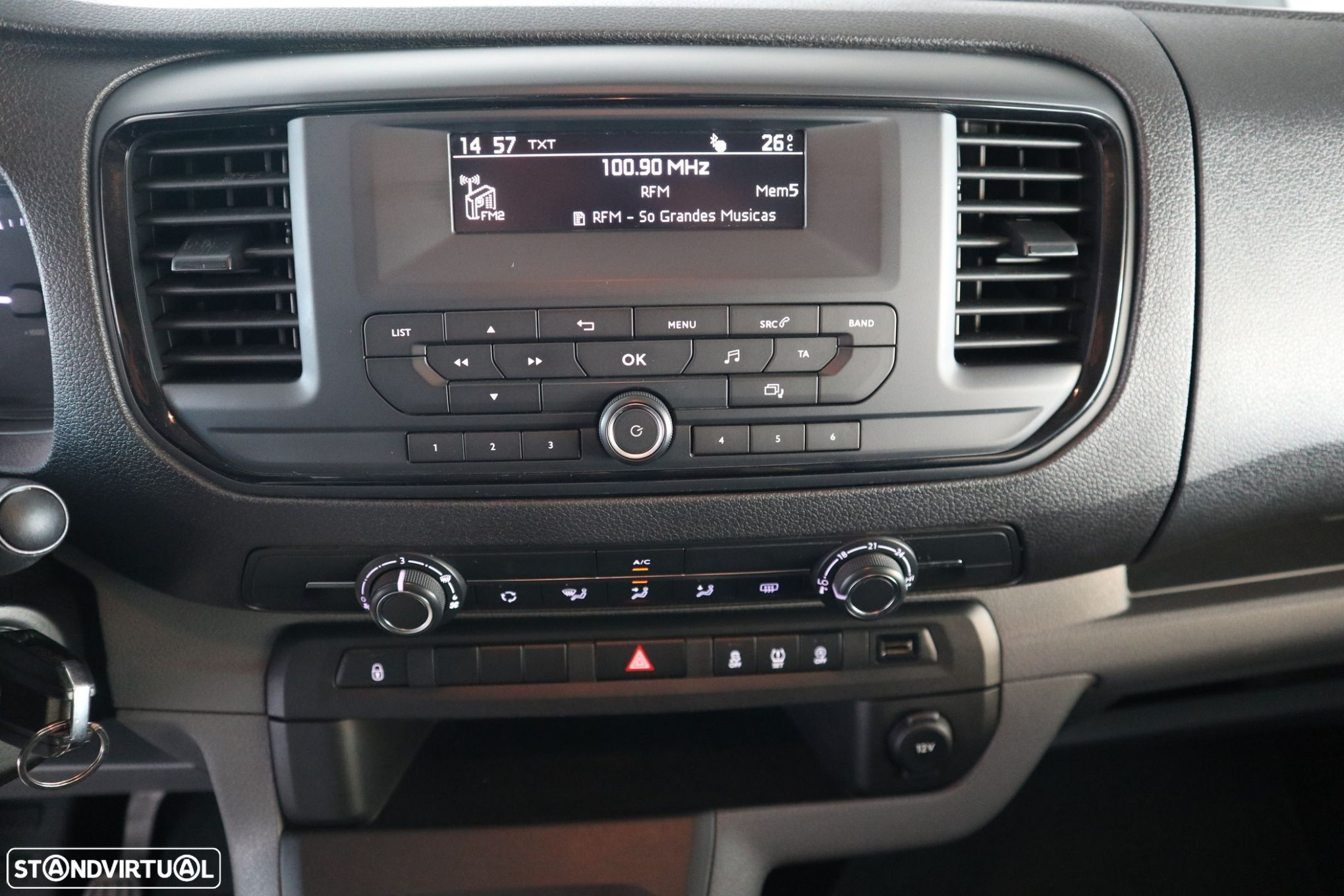 Opel Vivaro 1.5 CDTi L3H1 Essentia - 18
