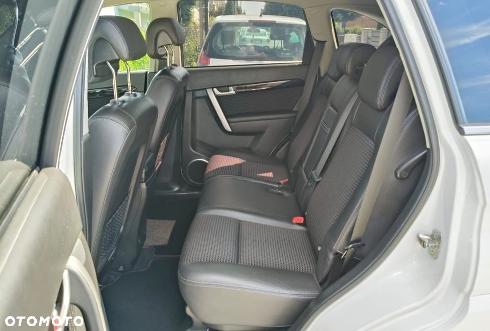 Chevrolet Captiva - 10