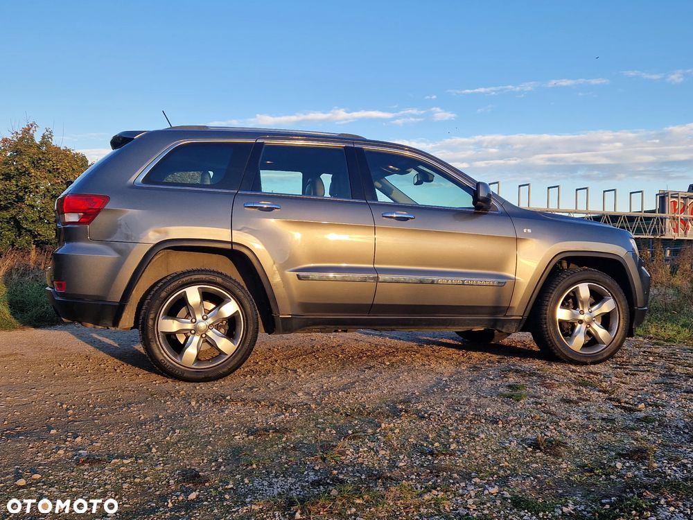 Jeep Grand Cherokee 2012 photo 3