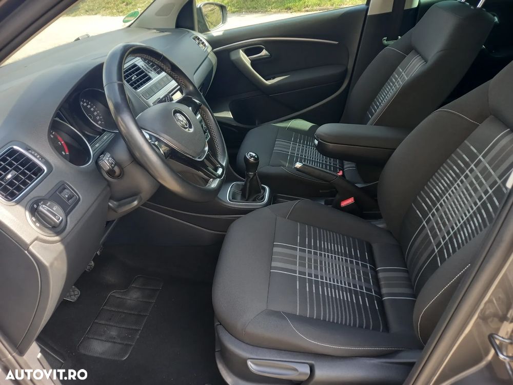 Volkswagen Polo 1.2 TSI Blue Motion Technology Lounge - 11