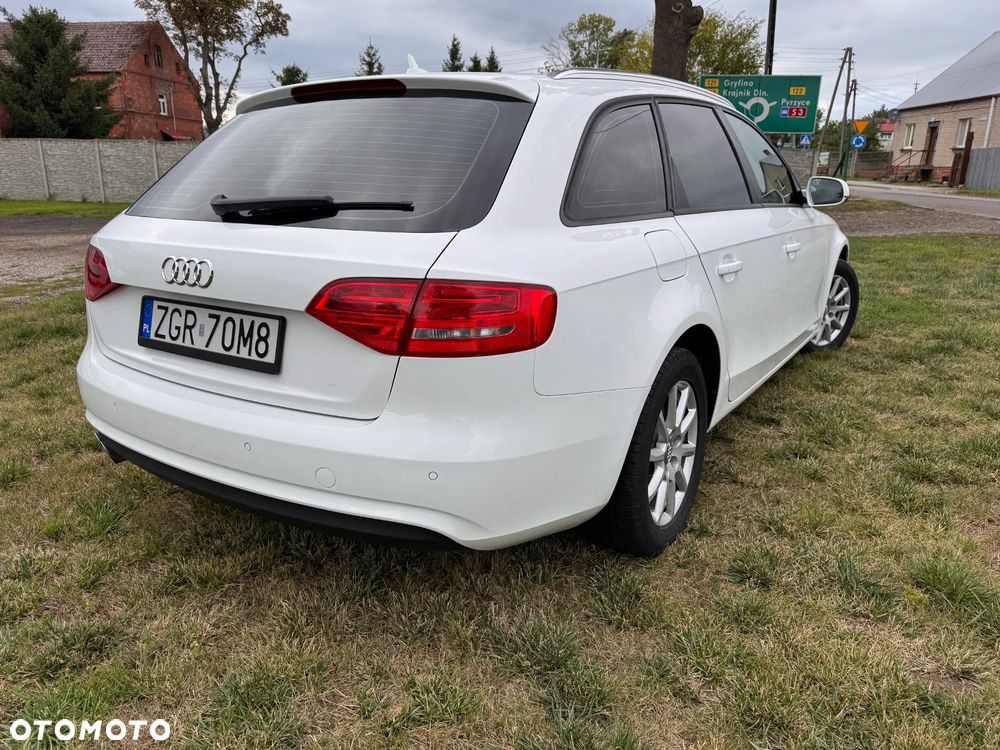 Audi A4 Avant - 4