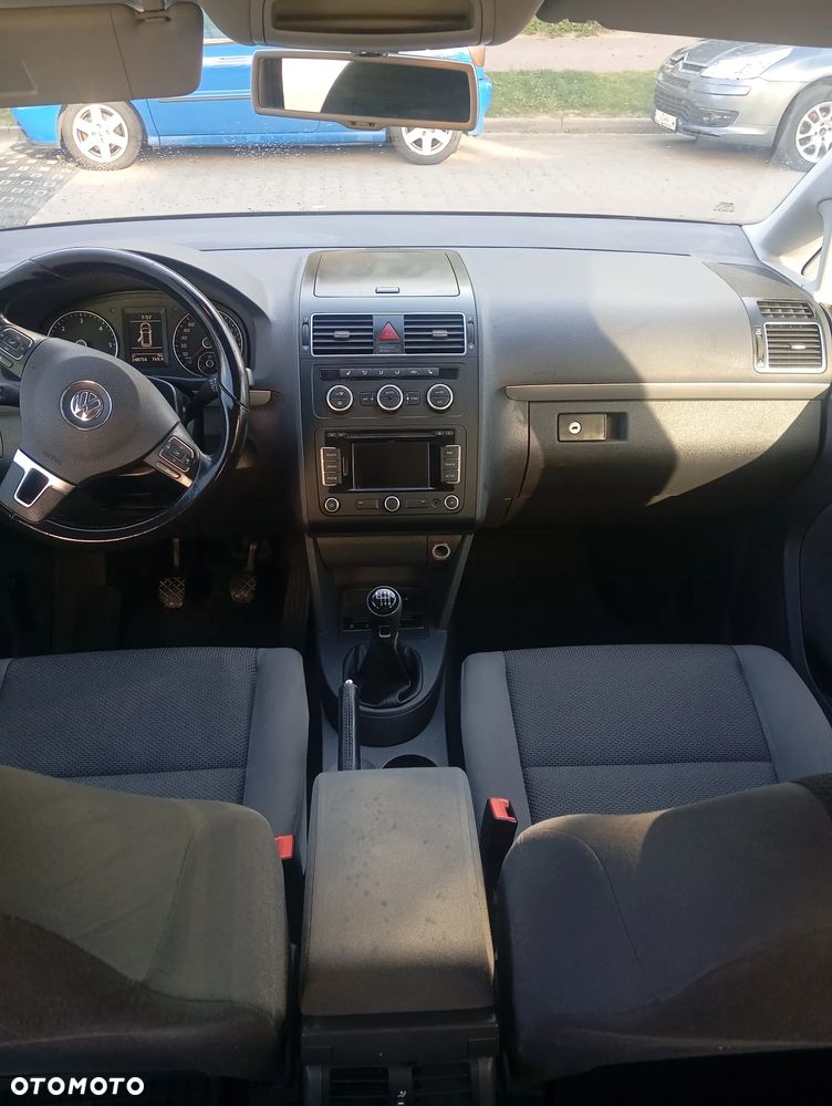 Volkswagen Touran 1.6 TDI DPF BlueMot Comfortline - 12