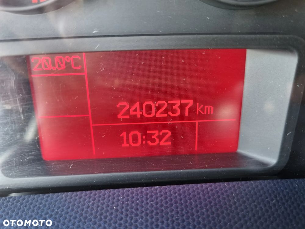 Iveco Daily 50-150 3.0 HPi 150KM 12-Palet Skrzynia dł 6.1 - 12