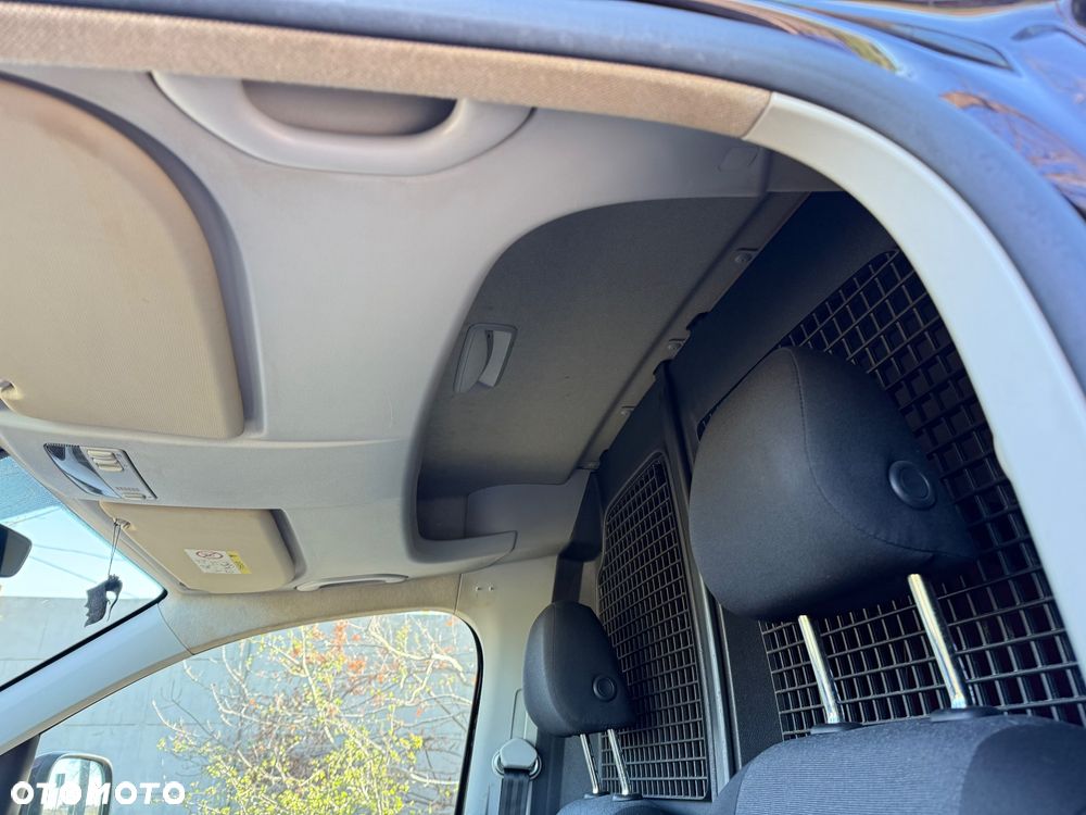 Volkswagen Caddy Maxi Mixt DSG - 10