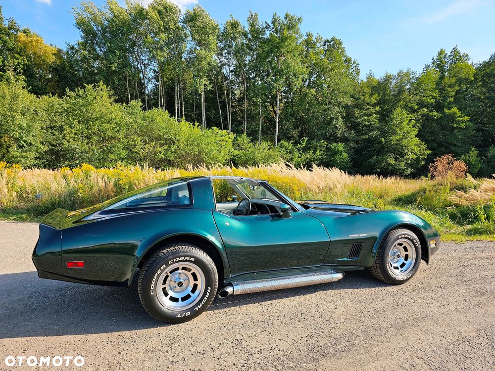 Chevrolet Corvette - 2