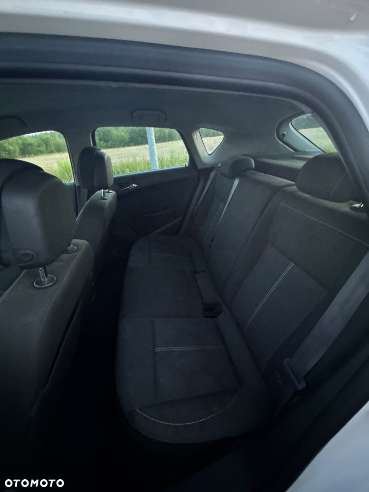 Opel Astra 1.6 T SIDI Cosmo S&S EU6 - 15