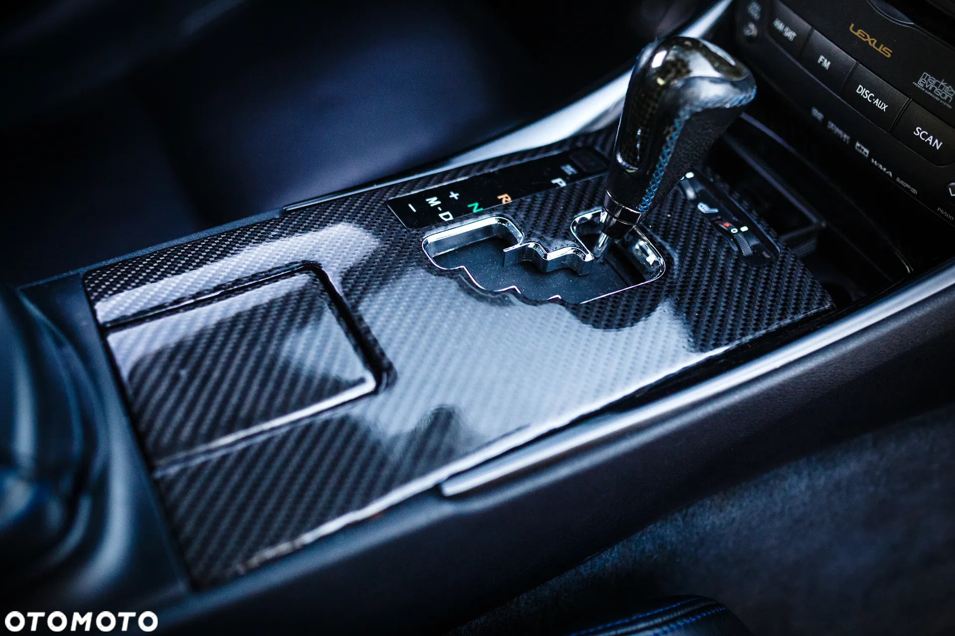Lexus IS F Sport - 7