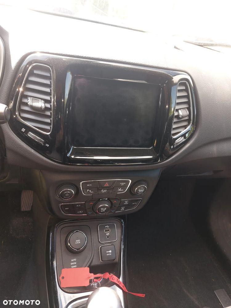 Jeep Compass 2.0 MJD Limited 4WD S&S - 32