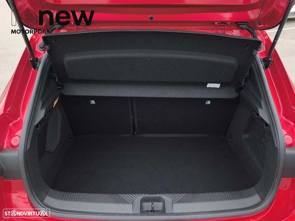 Renault Clio 1.8 E-Tech Full Hybrid Esprit Alpine - 29