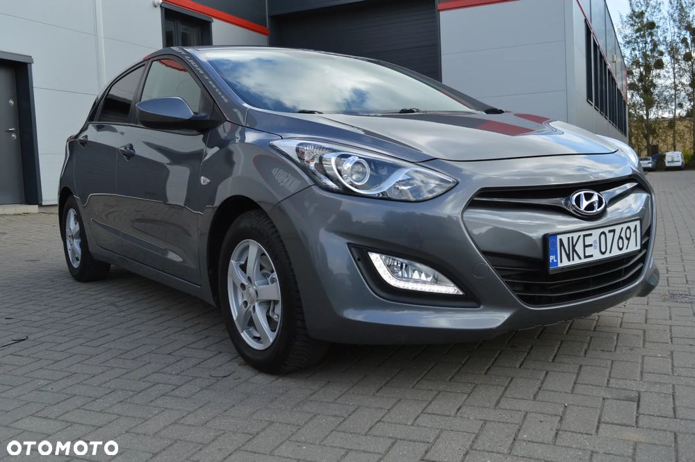 Hyundai i30 i30cw 1.4 Fifa World Cup Edition - 13