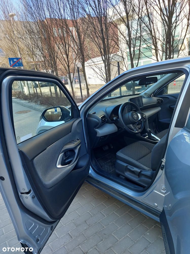 Toyota Yaris Cross Hybrid 1.5 Comfort - 13