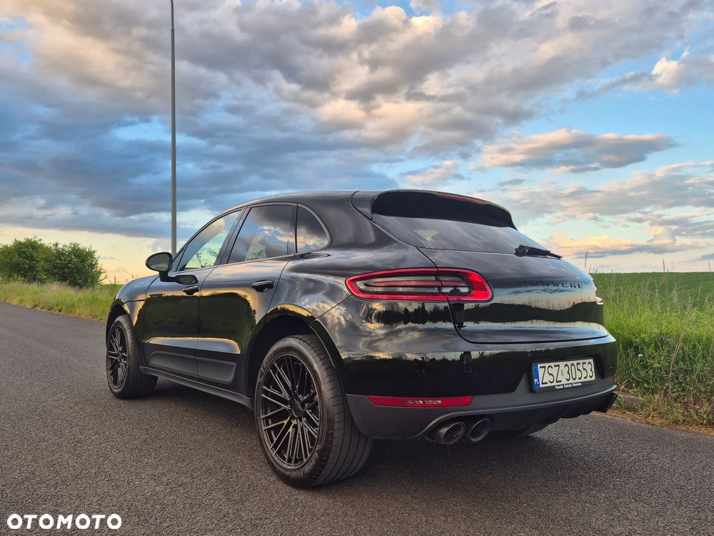 Porsche Macan Standard - 4