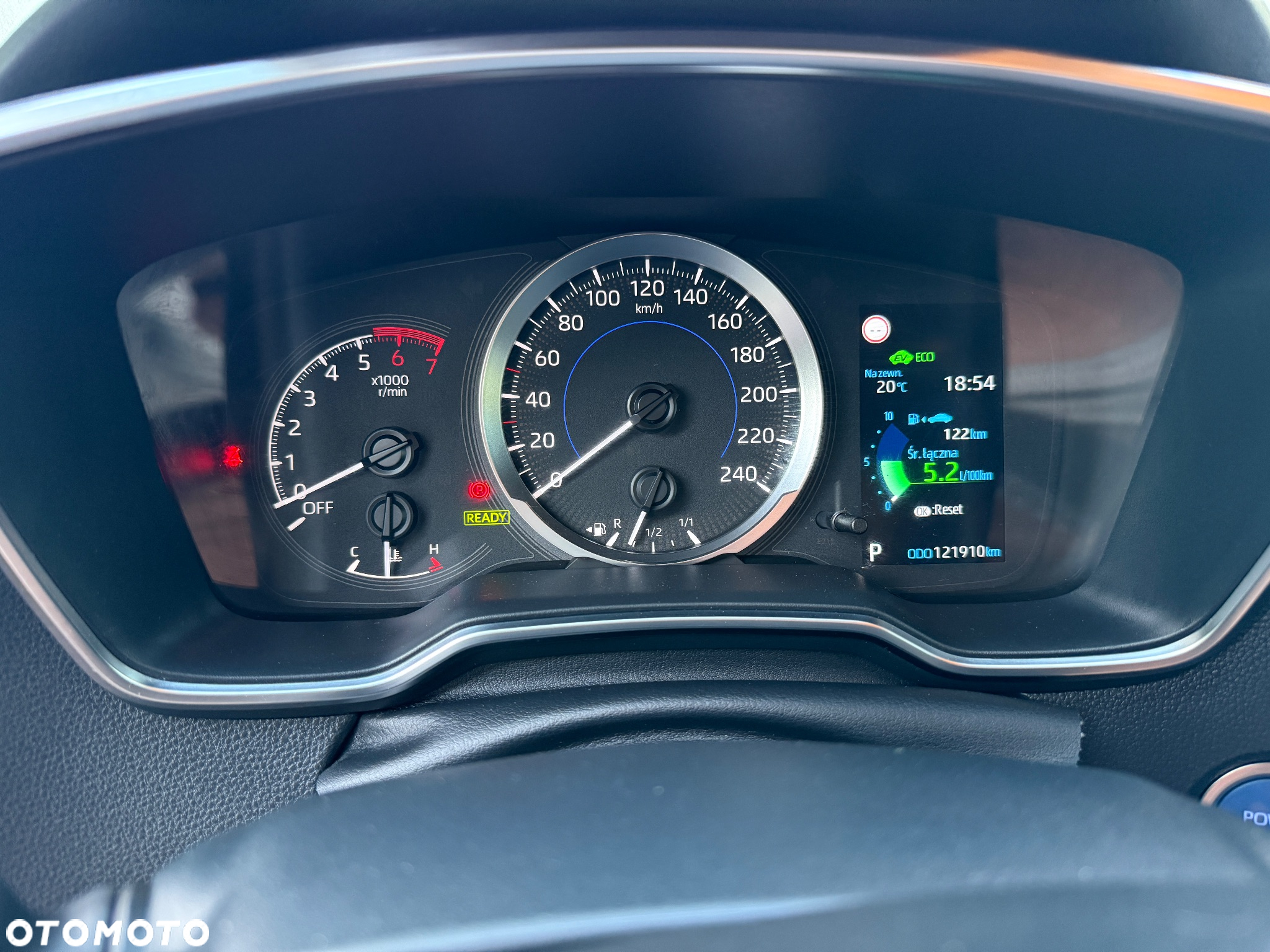 Toyota Corolla 1.8 Hybrid Comfort - 12