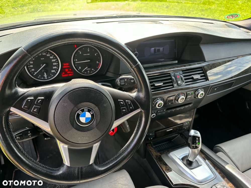 BMW Seria 5 - 30