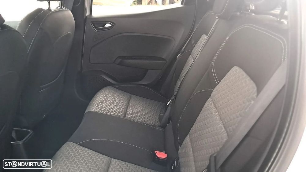 Renault Clio 1.0 TCe Evolution - 21