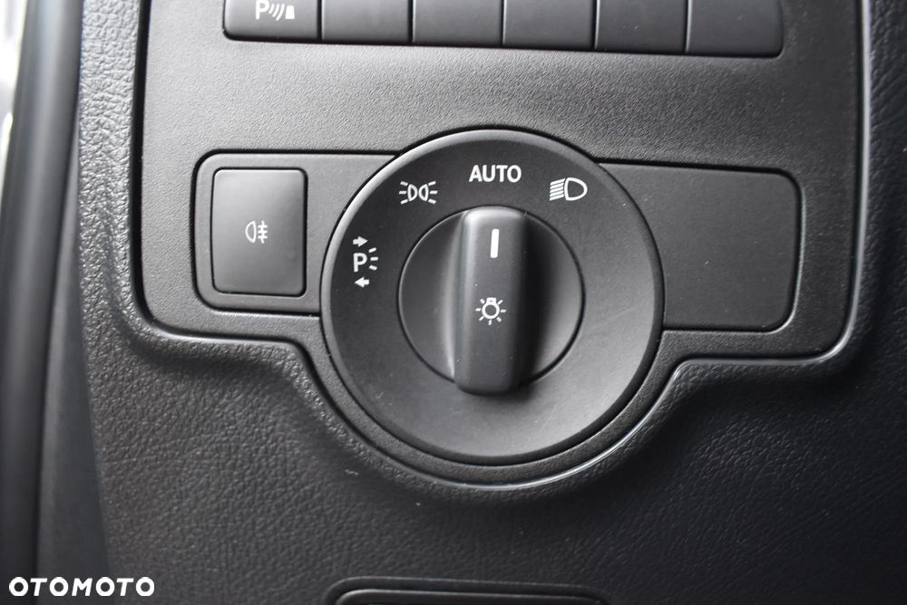 Mercedes-Benz eVito Tourer 129 L2 Pro 447.703 - 26