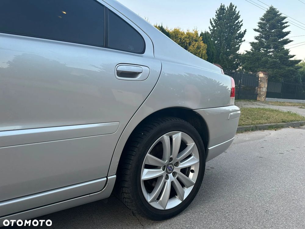 Volvo S60 2.4 Summum - 4