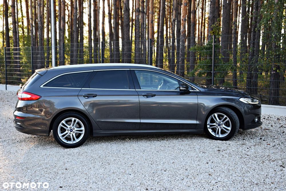 Ford Mondeo - 28