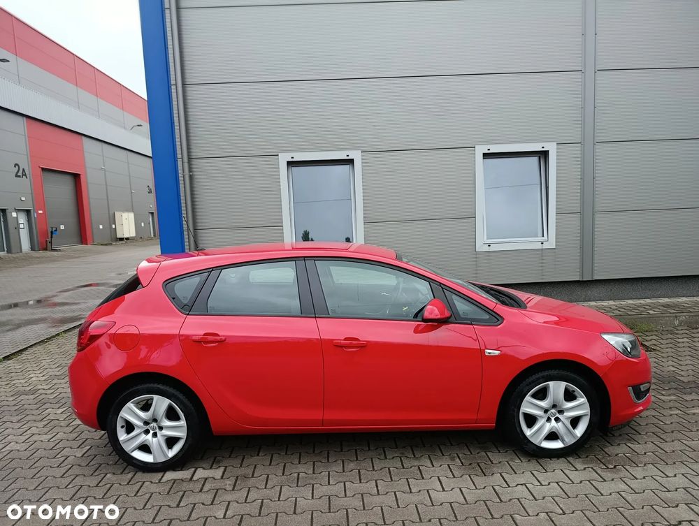 Opel Astra 1.4 Enjoy - 19