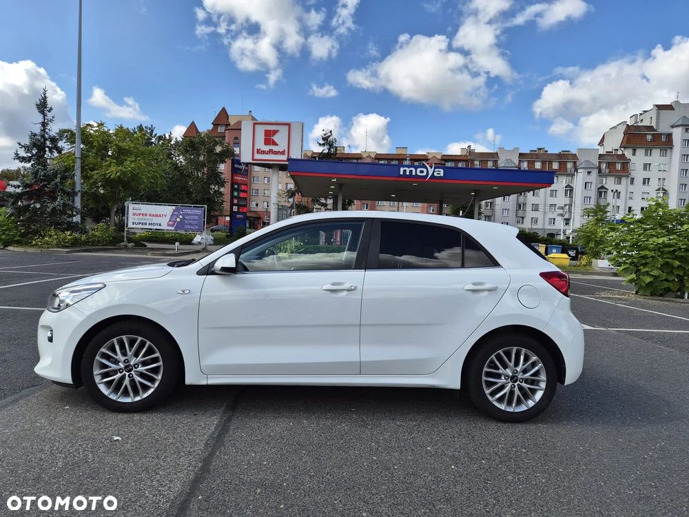 Kia Rio 1.2 XL - 1