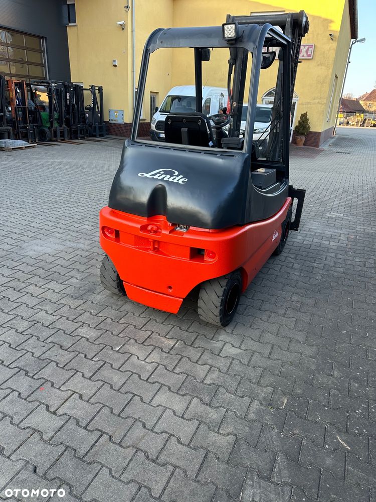 Linde E30 - 8