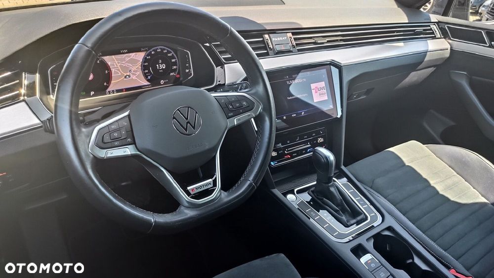 Volkswagen Passat Variant - 33
