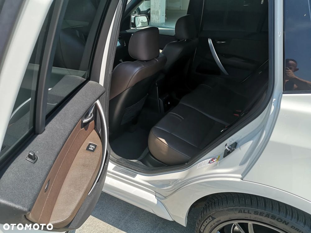 BMW X3 3.0sd - 11