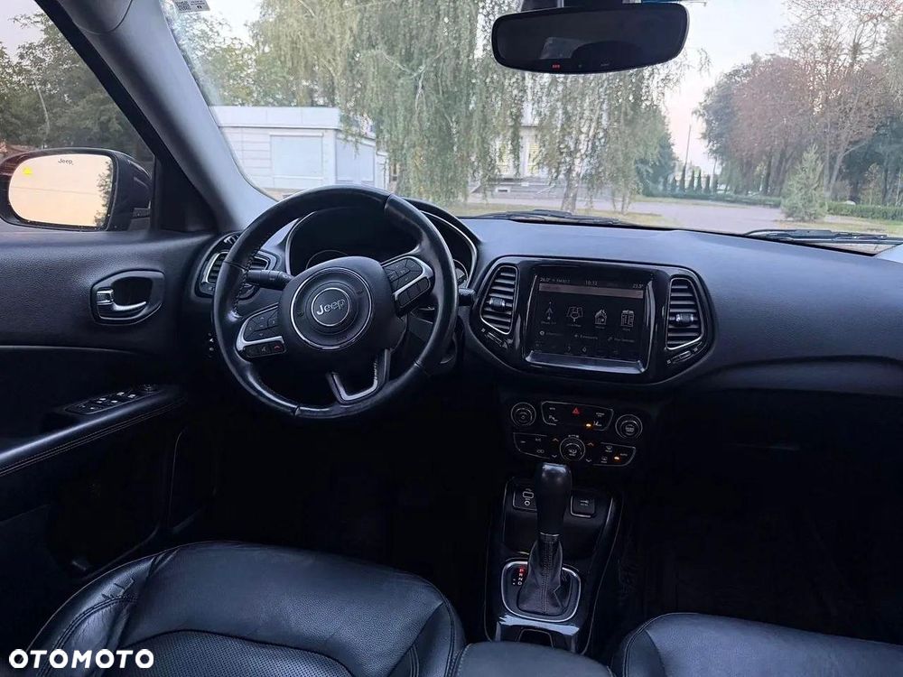Jeep Compass - 15
