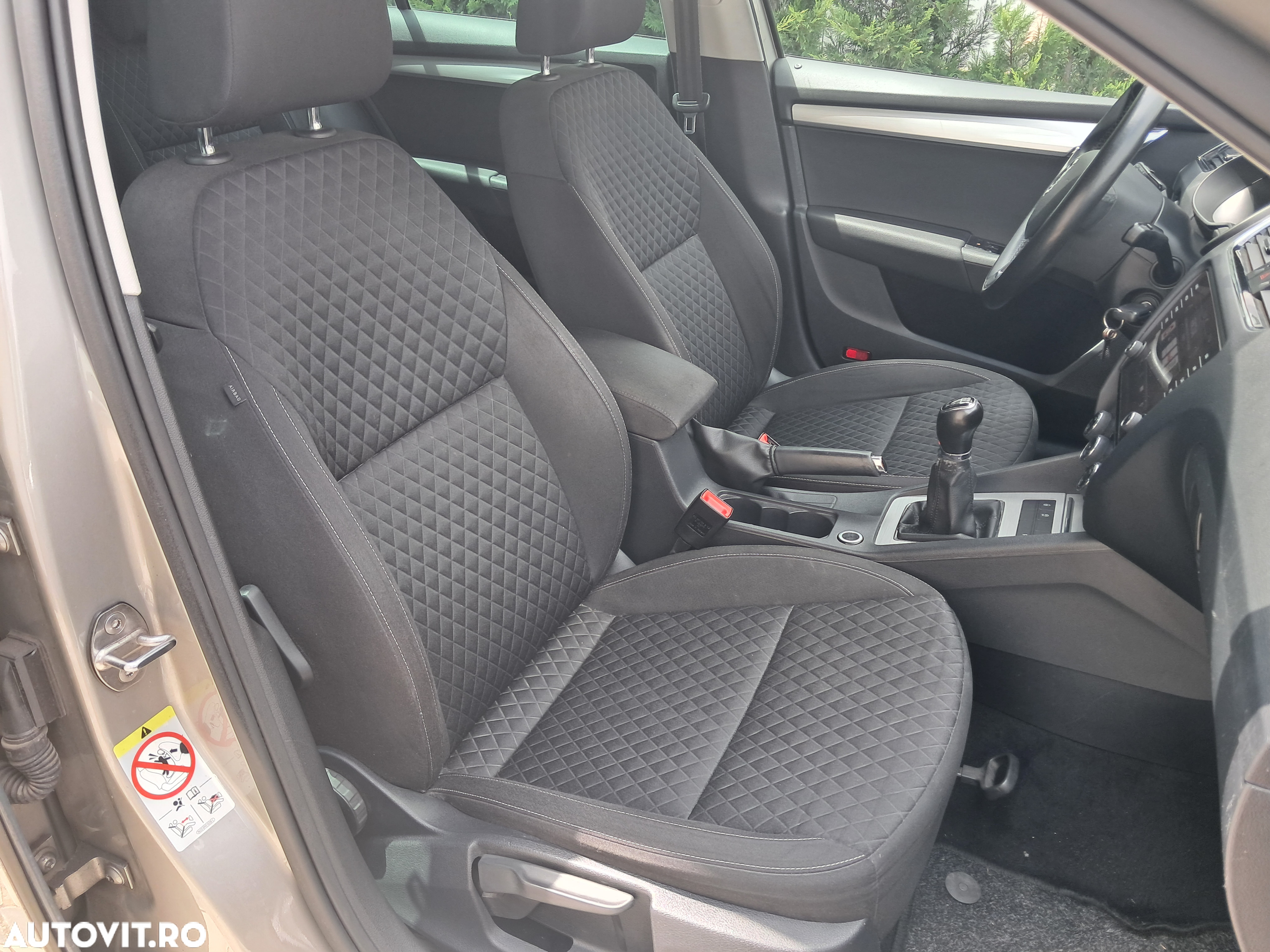 Skoda Octavia Combi 2.0 TDI Drive - 6