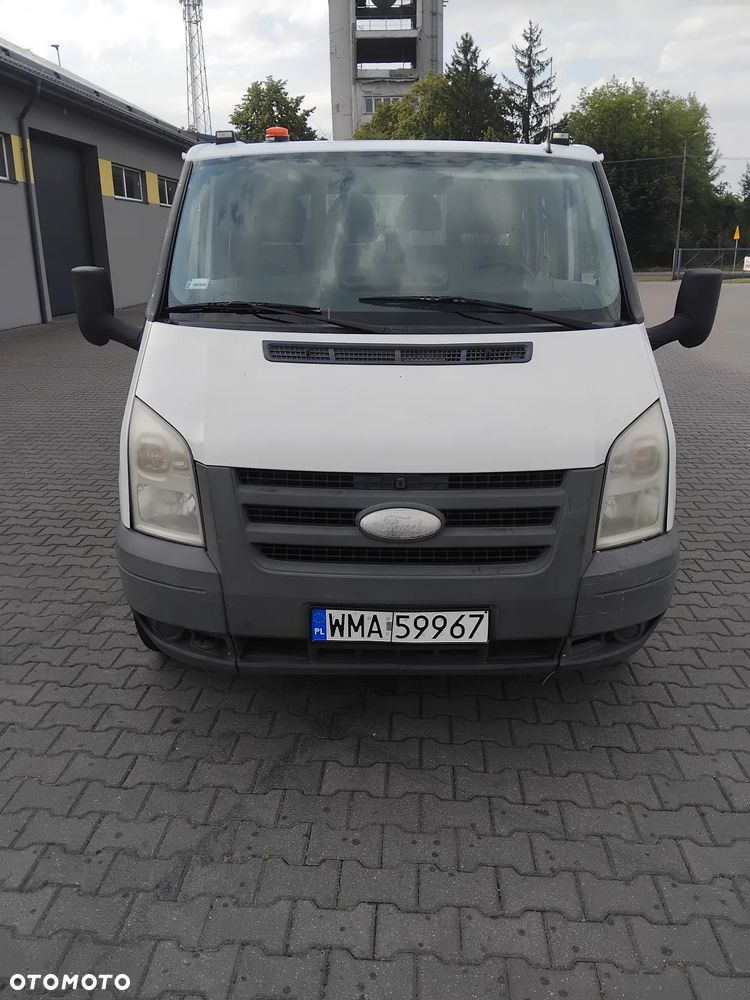 Ford Transit 350L - 5