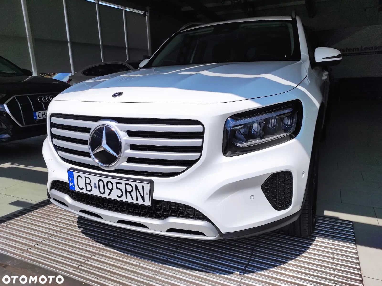 Mercedes-Benz GLB ver-200-d-4--matic-8g--dct - 1