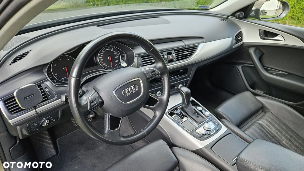 Audi A6 Avant - 16